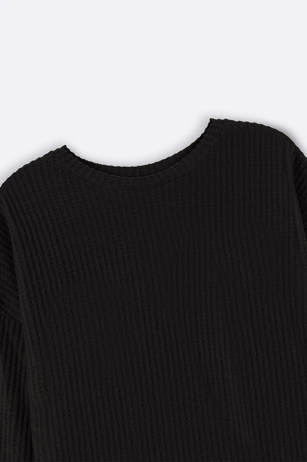 TEXTURED TOP