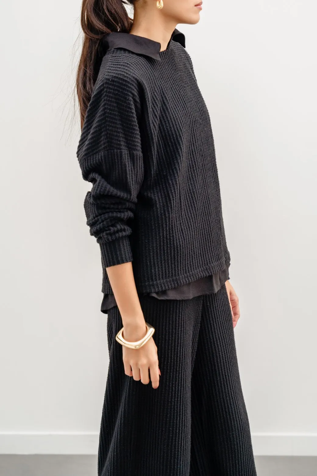 TEXTURED TOP