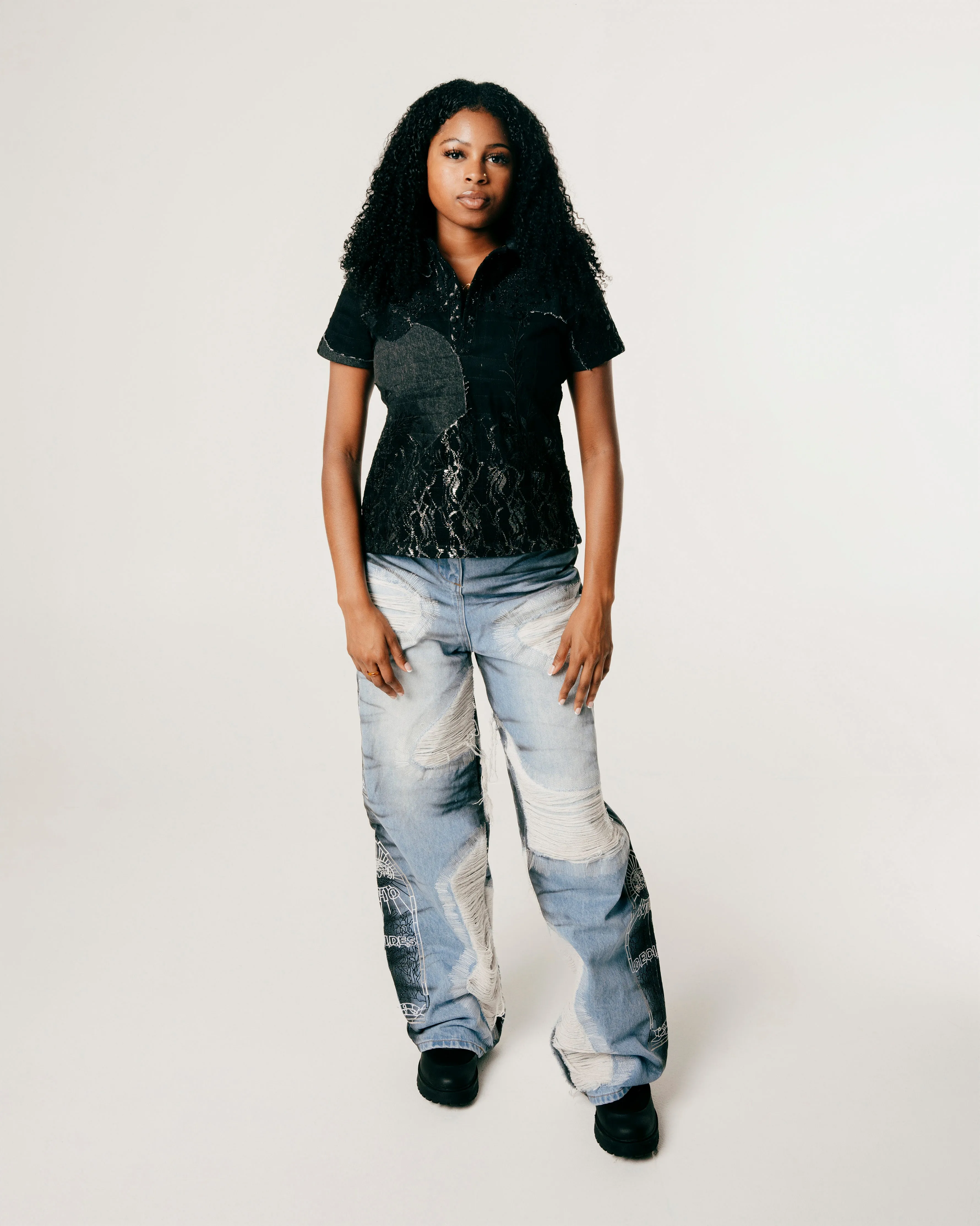 WOMEN'S BURROW POLO Clothing	WHO DECIDES WAR